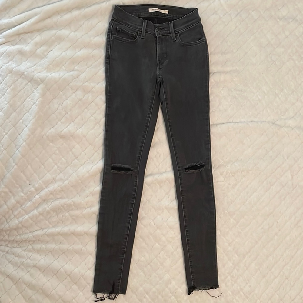 Levi’s 710 Super Skinny jeans in Black